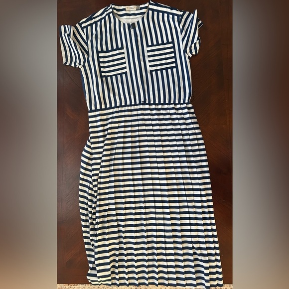 Papell Boutique Navy and White Striped women’s  Dress - Picture 1 of 8